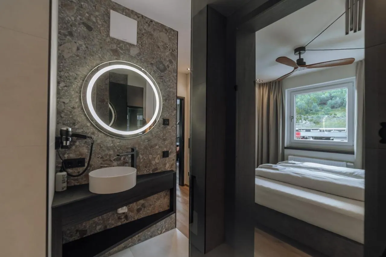 The Poolhouse Boutique Lodge Austria