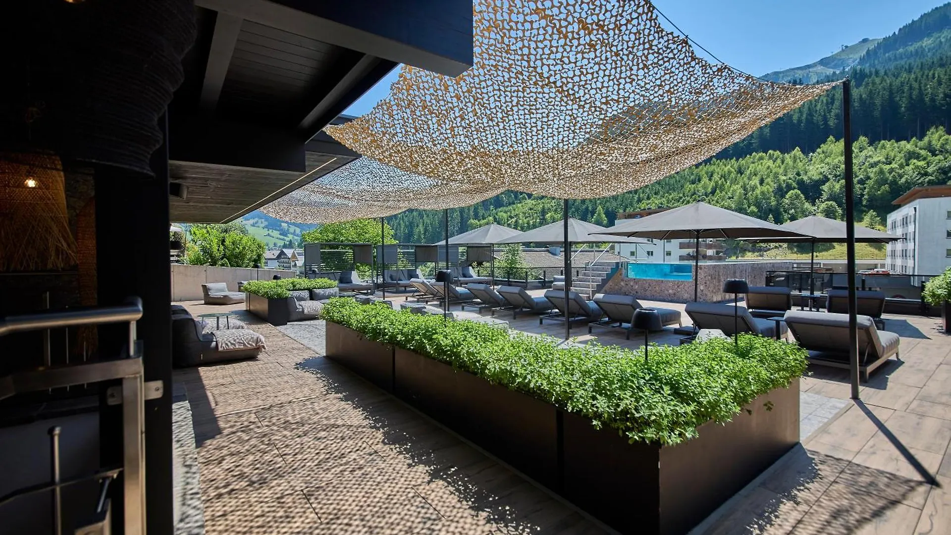 The Poolhouse Boutique Lodge Saalbach-Hinterglemm